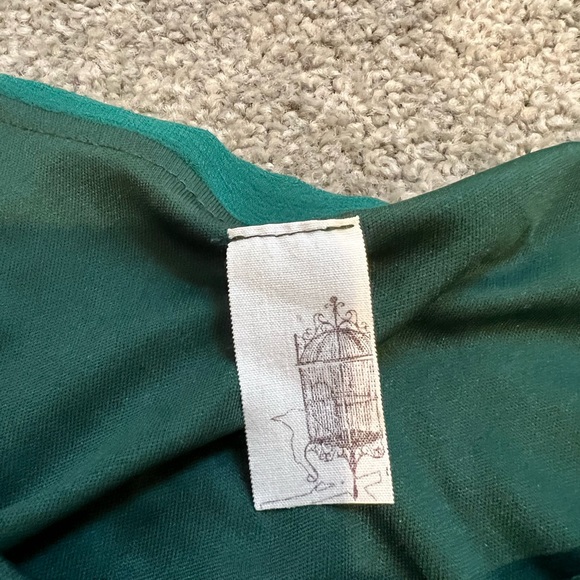 Francesca’s medium green dress - Picture 2 of 4